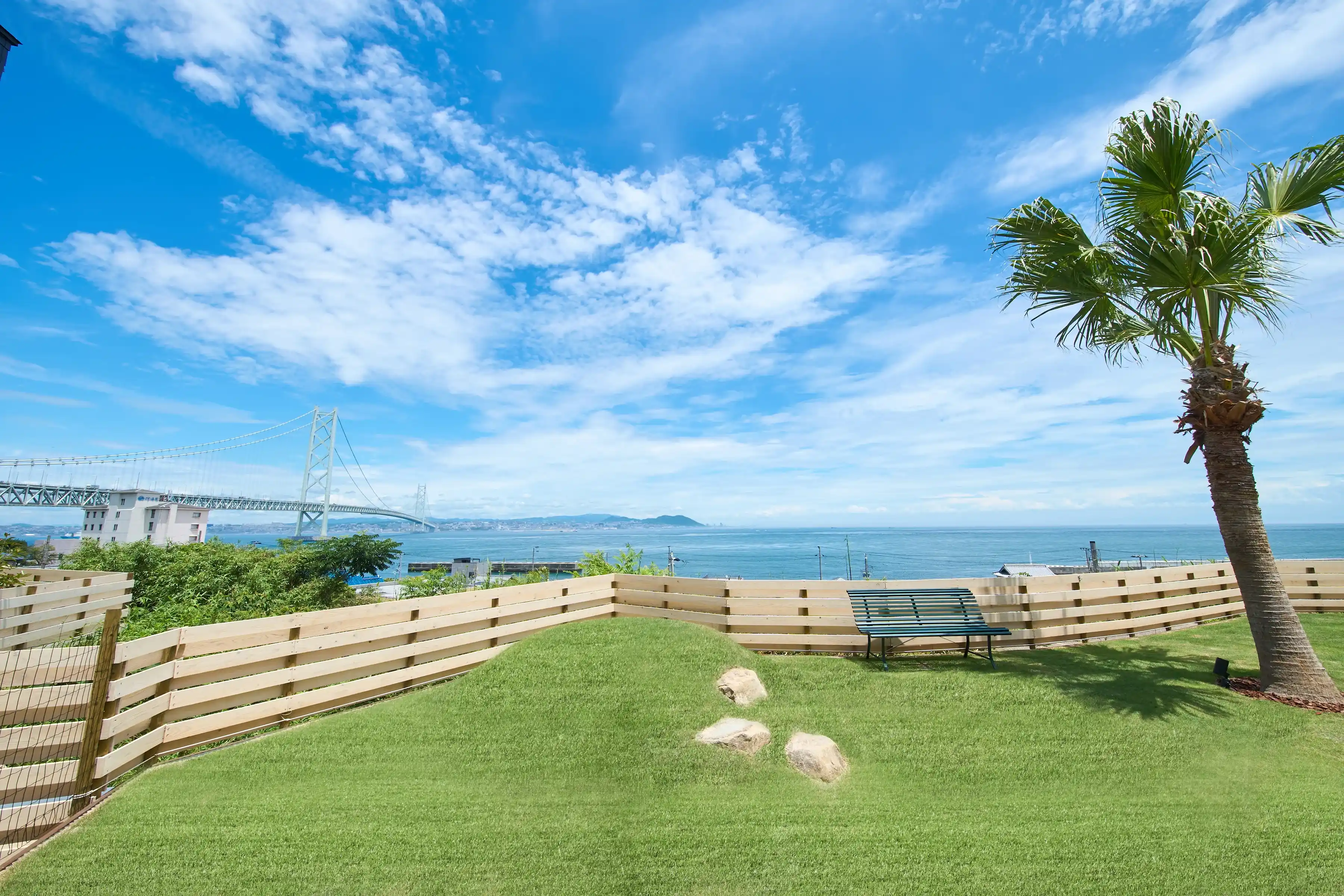 ドッグランと風景の写真