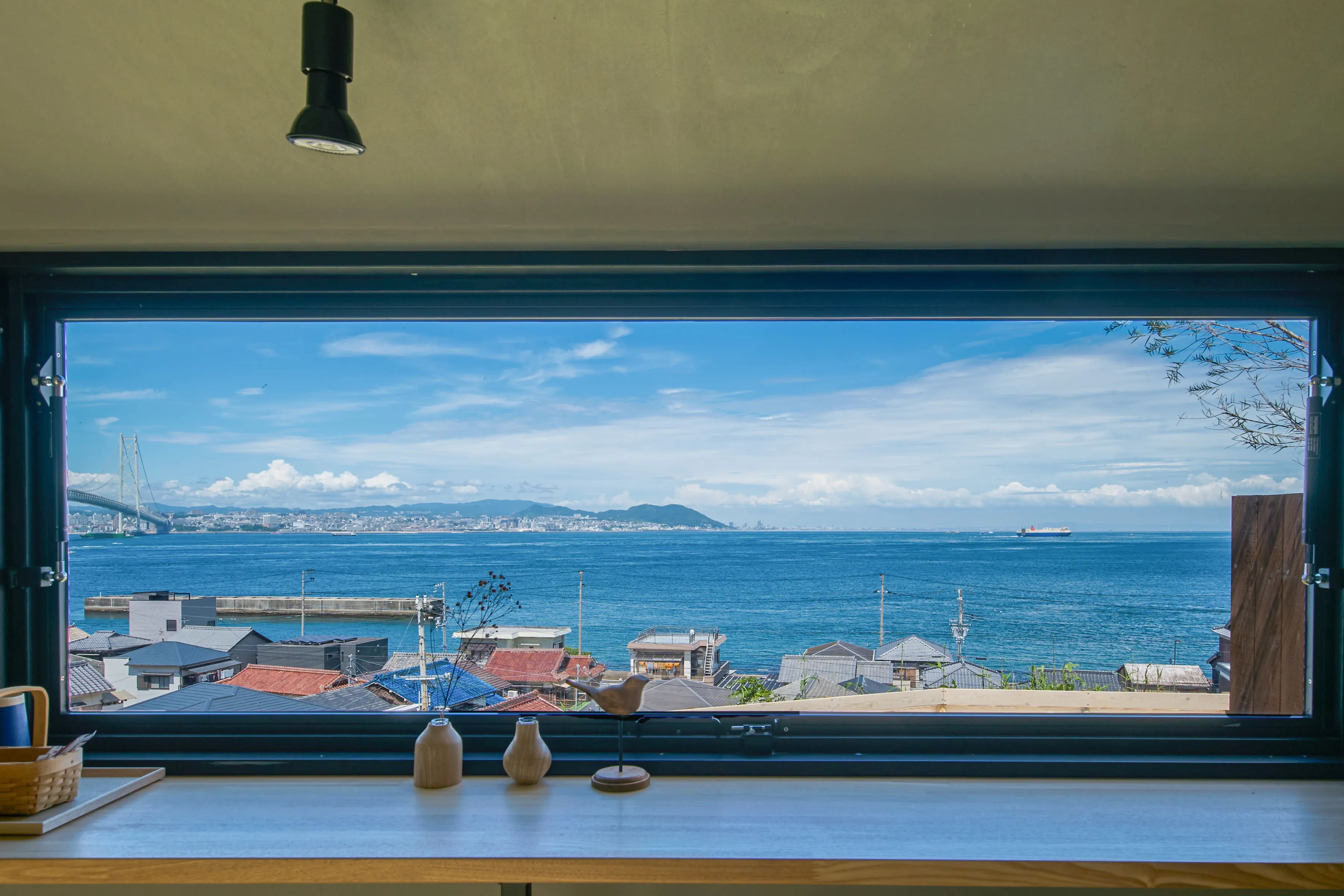 部屋から見た景色の写真